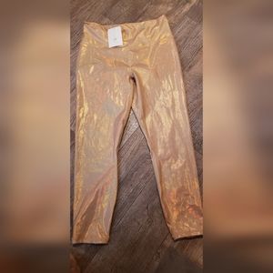 Fabletics Shimmer Gold Legging